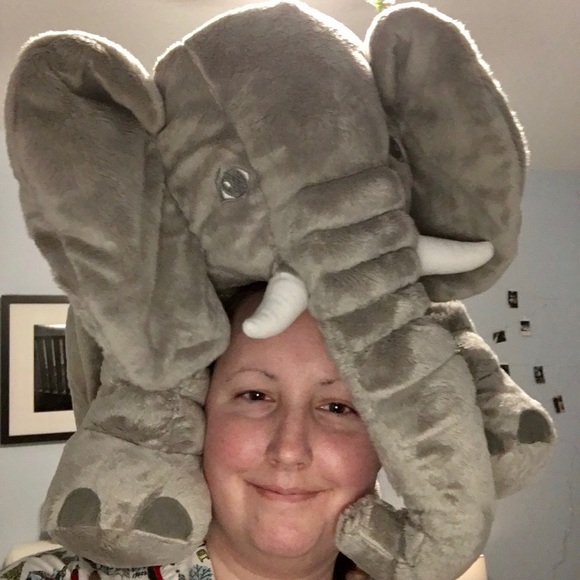 Meet your Posher, Kaitlin - Picture 3 of 8